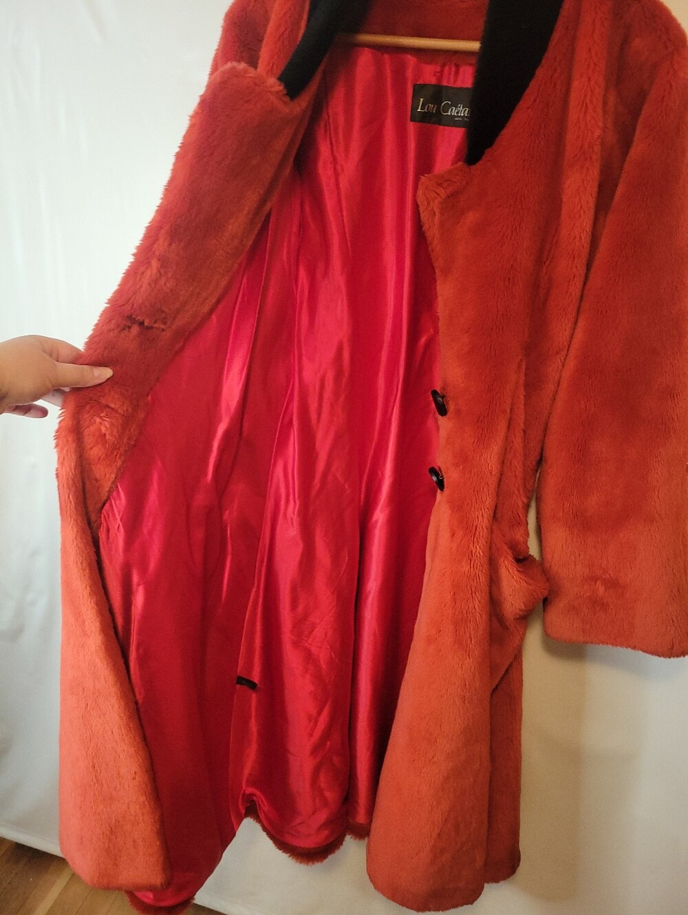 Vintage Blood Orange Red Lou Caétan Faux Fur Long Coat with Black Collar - Picture 11 of 13